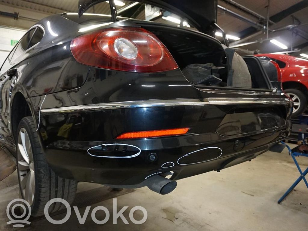 Volkswagen PASSAT CC Parachoques 