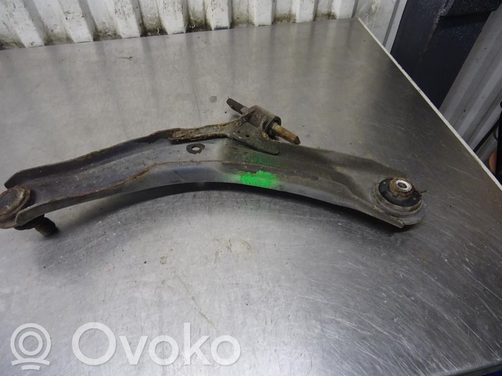 Nissan Qashqai Front lower control arm/wishbone 