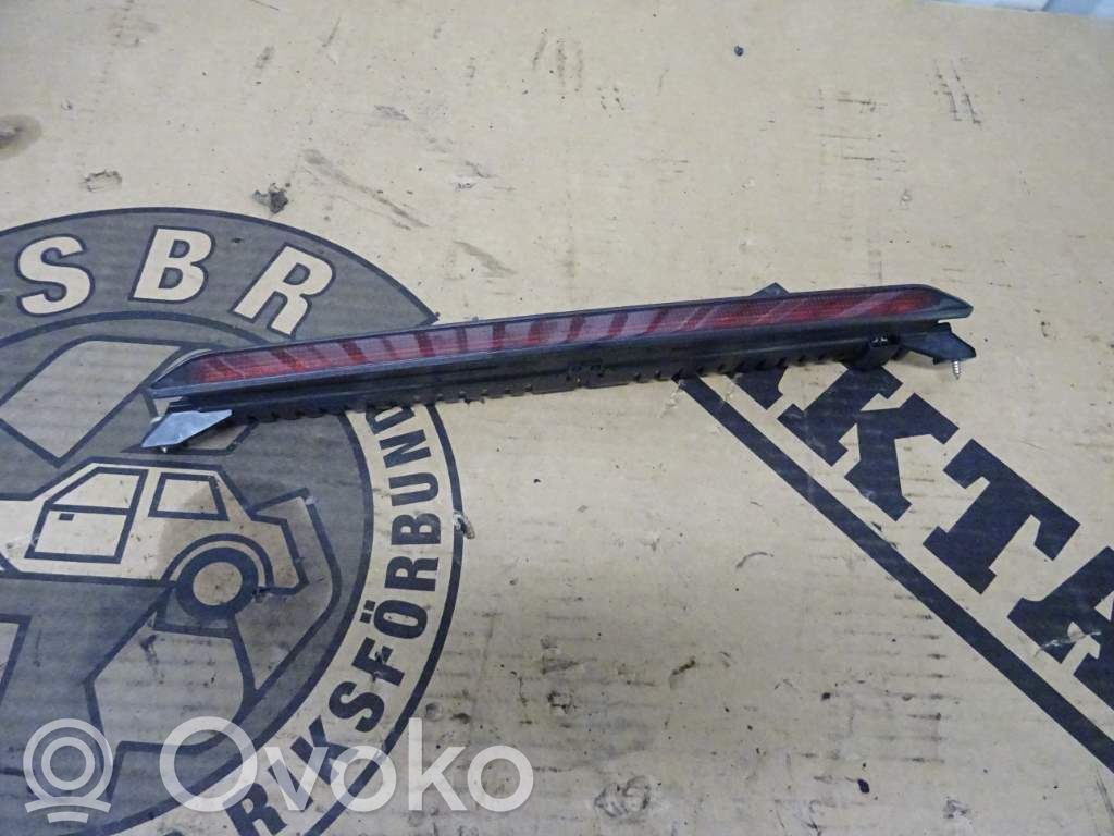 Volkswagen PASSAT B5.5 Kolmas/lisäjarruvalo 