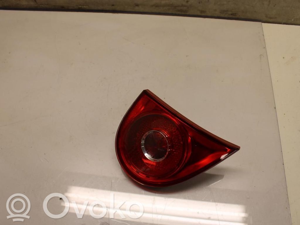 Volkswagen Golf V Lampy tylnej klapy bagażnika 