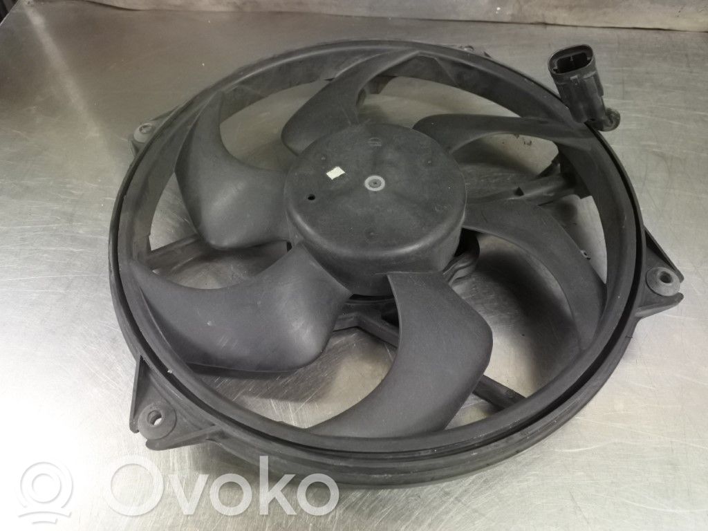 Peugeot 307 Elektryczny wentylator chłodnicy 