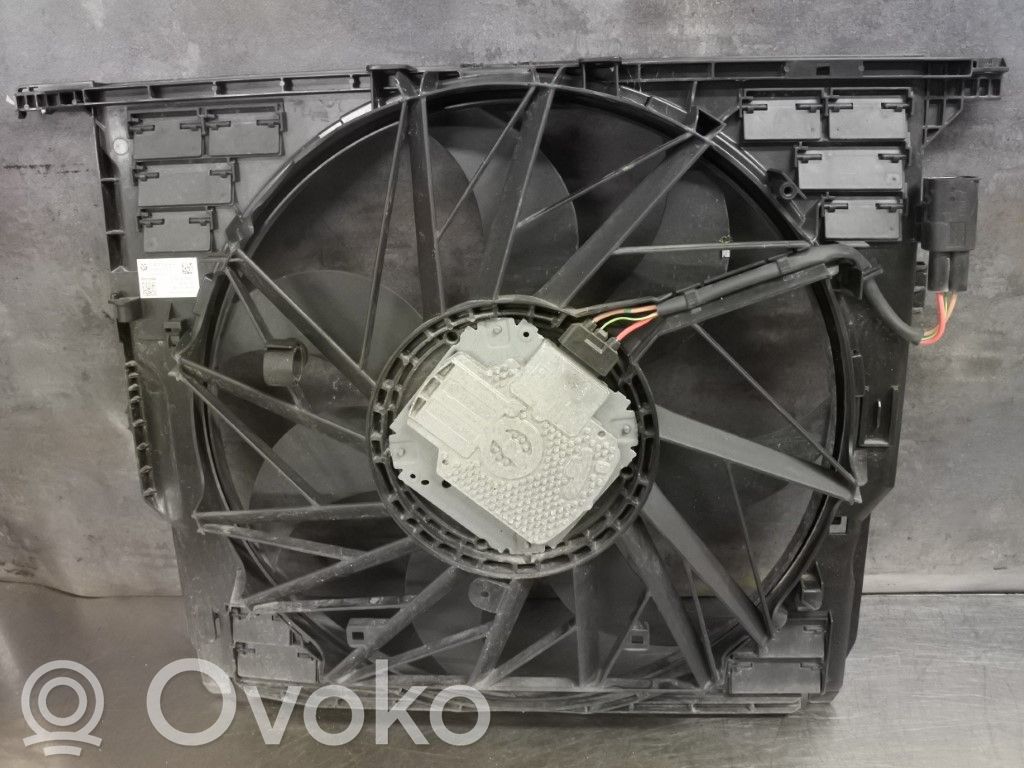 BMW 5 F10 F11 Elektryczny wentylator chłodnicy 