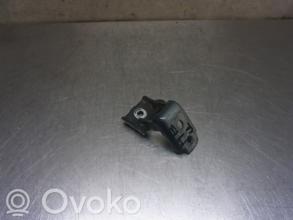 Front door upper hinge   804200013R,238030