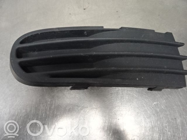 Volvo S40 Grilă inferioară bară față 