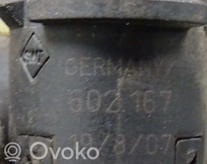 Pysäköintitutkan anturi (PDC)   N003693,602167