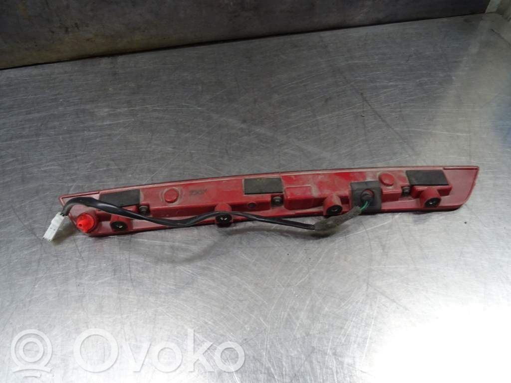 KIA Ceed Third/center stoplight 