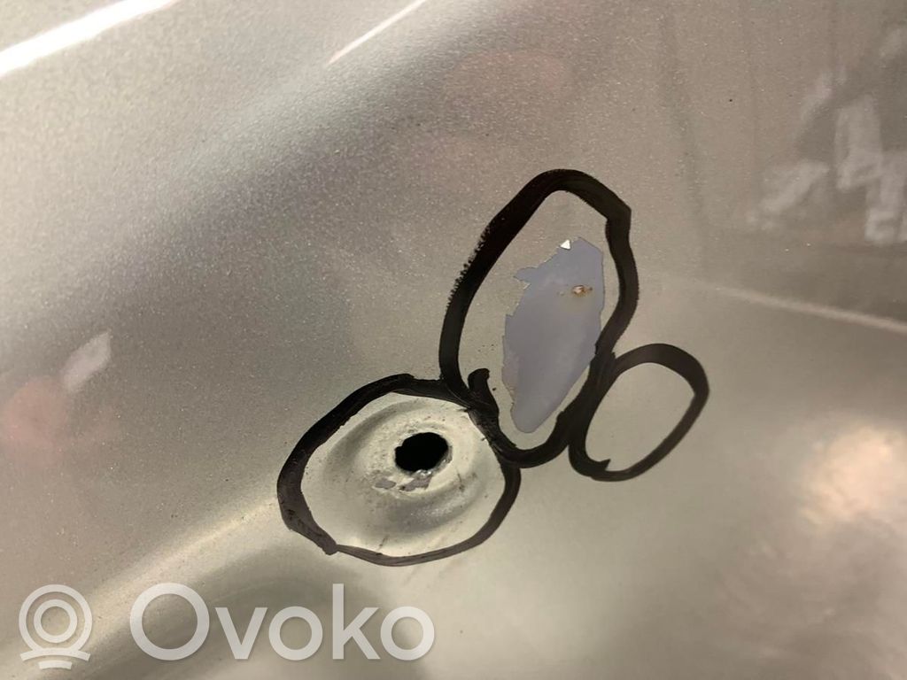 Toyota Yaris Puerta del maletero/compartimento de carga 