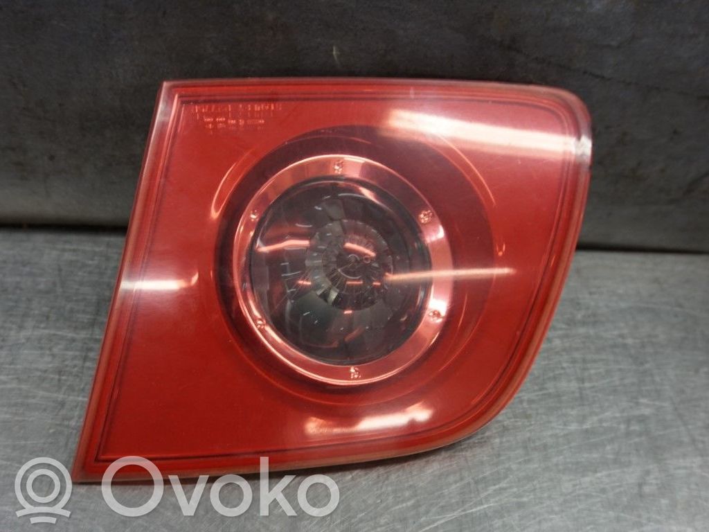 Mazda 3 I Takaluukun takavalot 