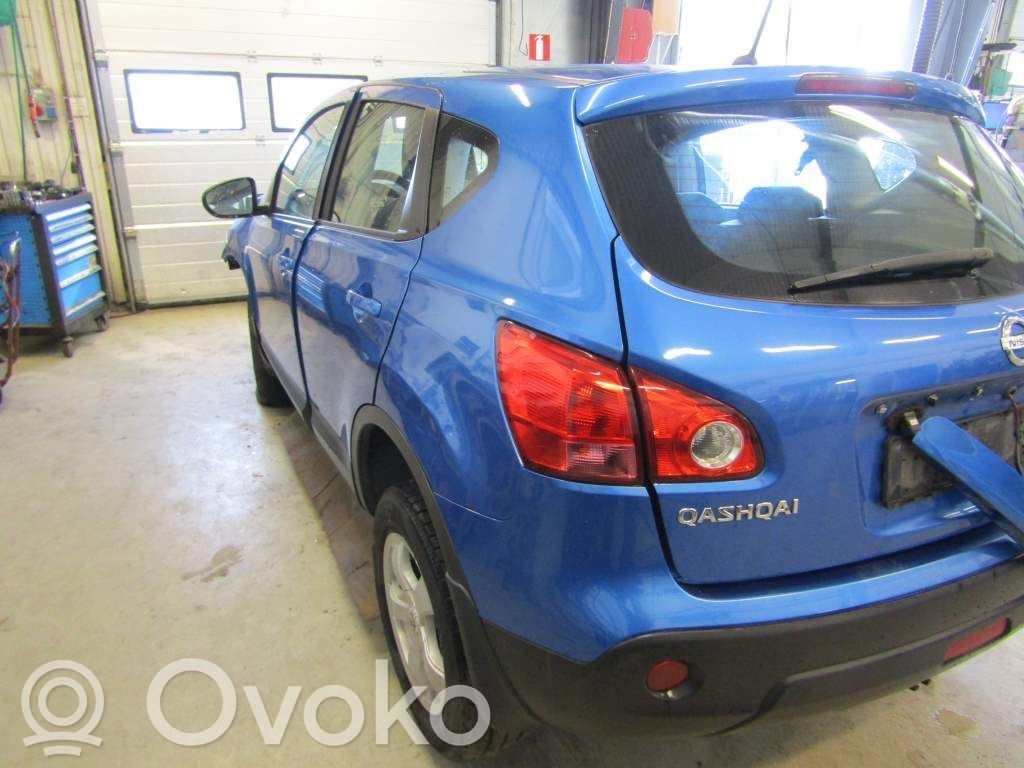 Nissan Qashqai Lampă spate în capacul portbagajului