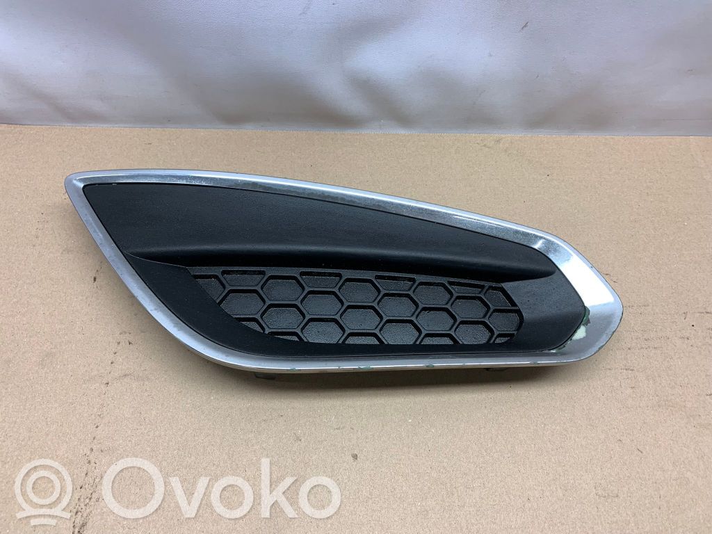 Volvo V60 Ornament colț bară față 