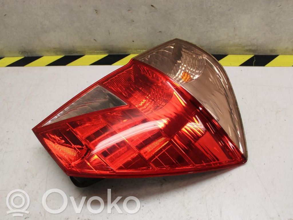 Honda FR-V Lampă spate în caroserie 