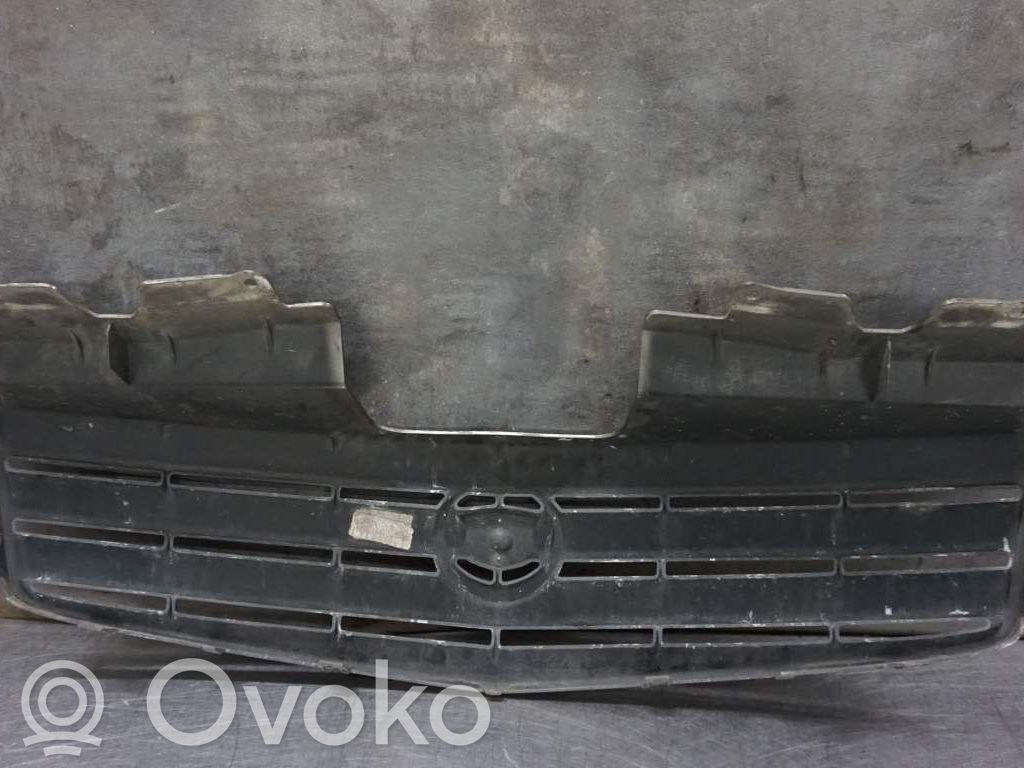 Cadillac CTS Kratka dolna zderzaka przedniego 