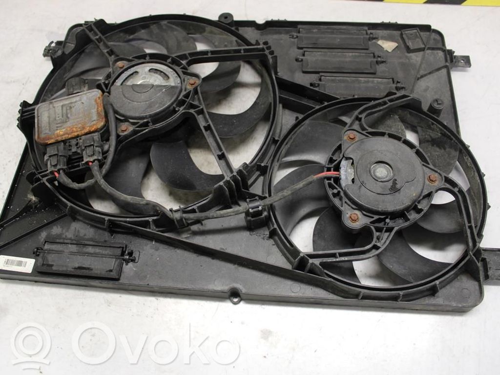 Volvo XC60 Elektryczny wentylator chłodnicy 