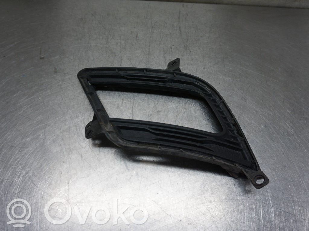 KIA Ceed Grilă/ornament proiector ceață față 