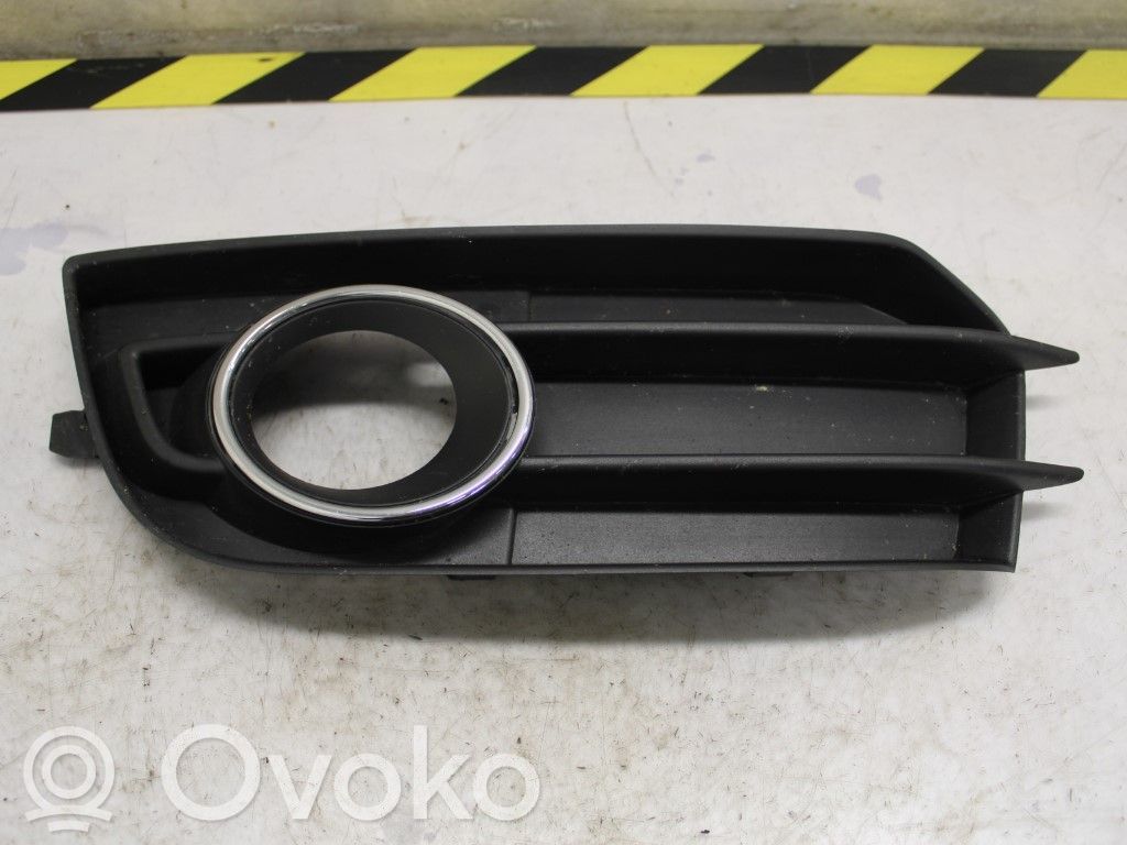 Audi A1 Front fog light trim/grill 