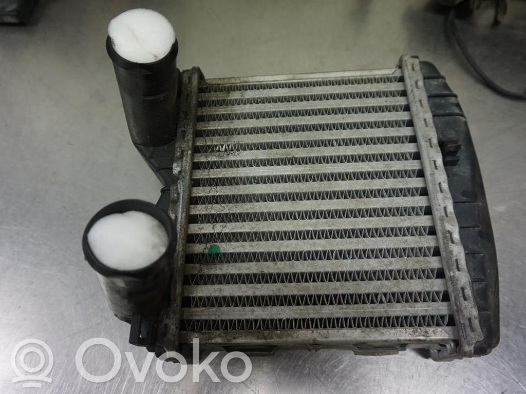 Interkūlerio radiatorius   0003007V005000000,N048933