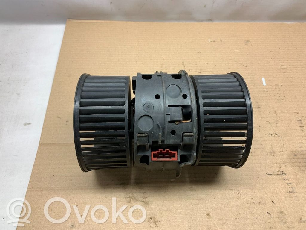 Opel Vivaro Pulseur d'air habitacle