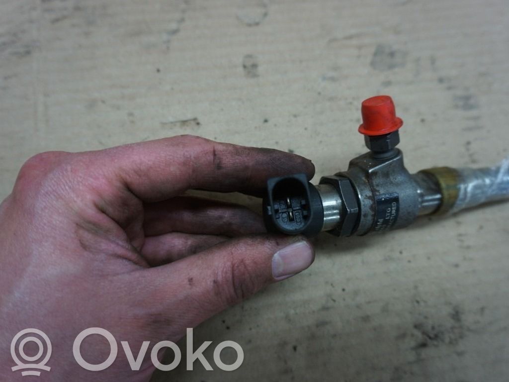 Volvo V50 Wtryskiwacz paliwa 
