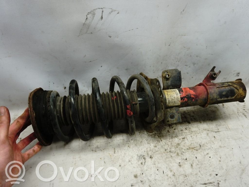 Ford Mondeo MK V Amortyzator osi przedniej ze sprężyną