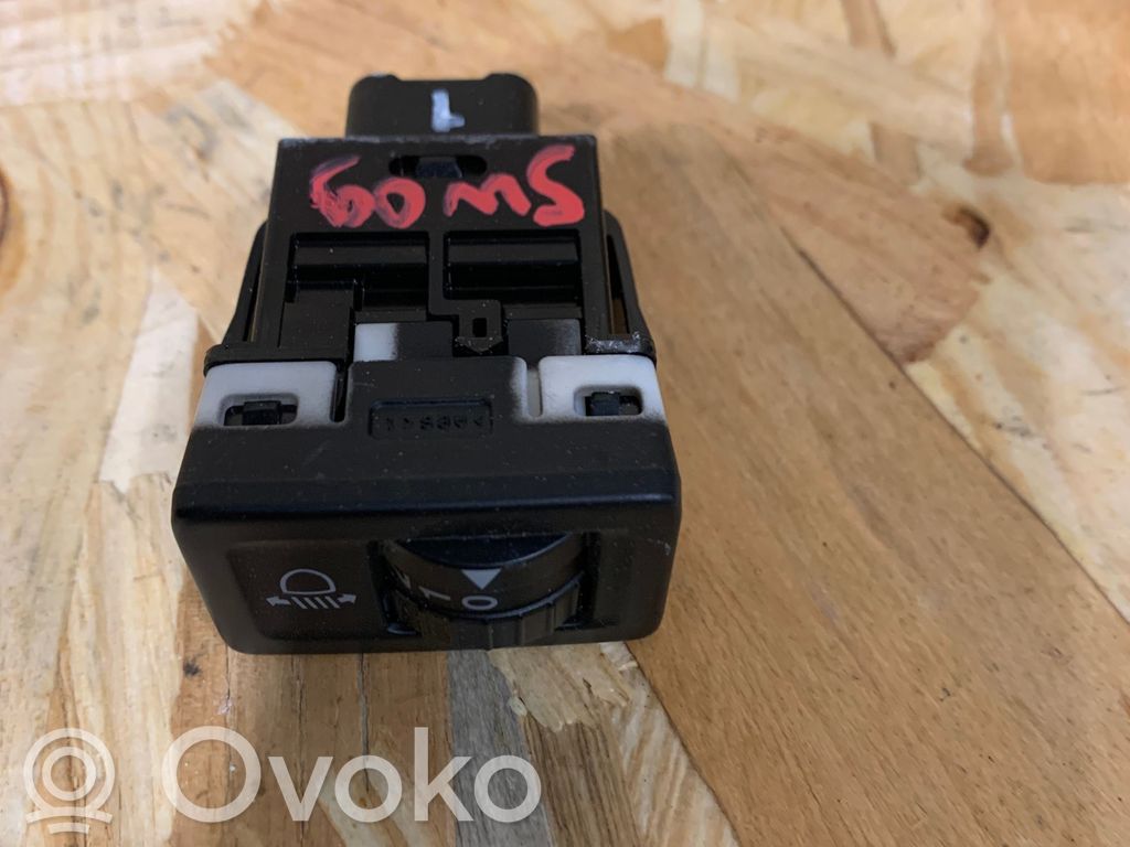 Headlight level height control switch