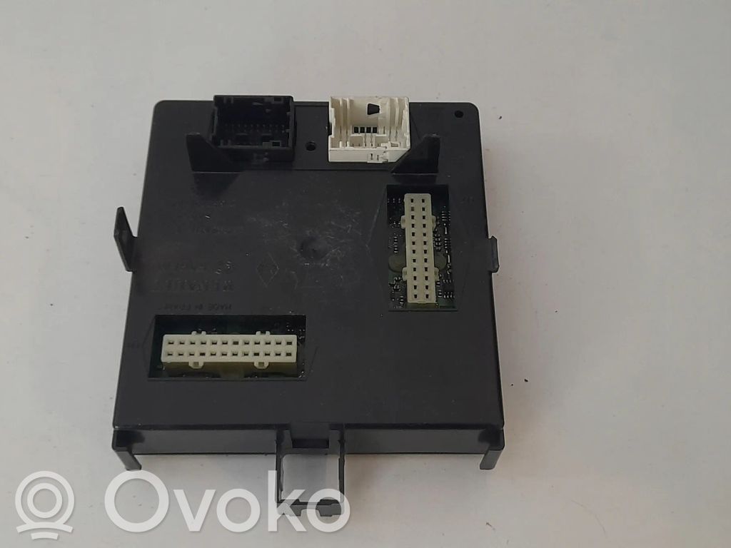 Renault Laguna II Comfort/convenience module 