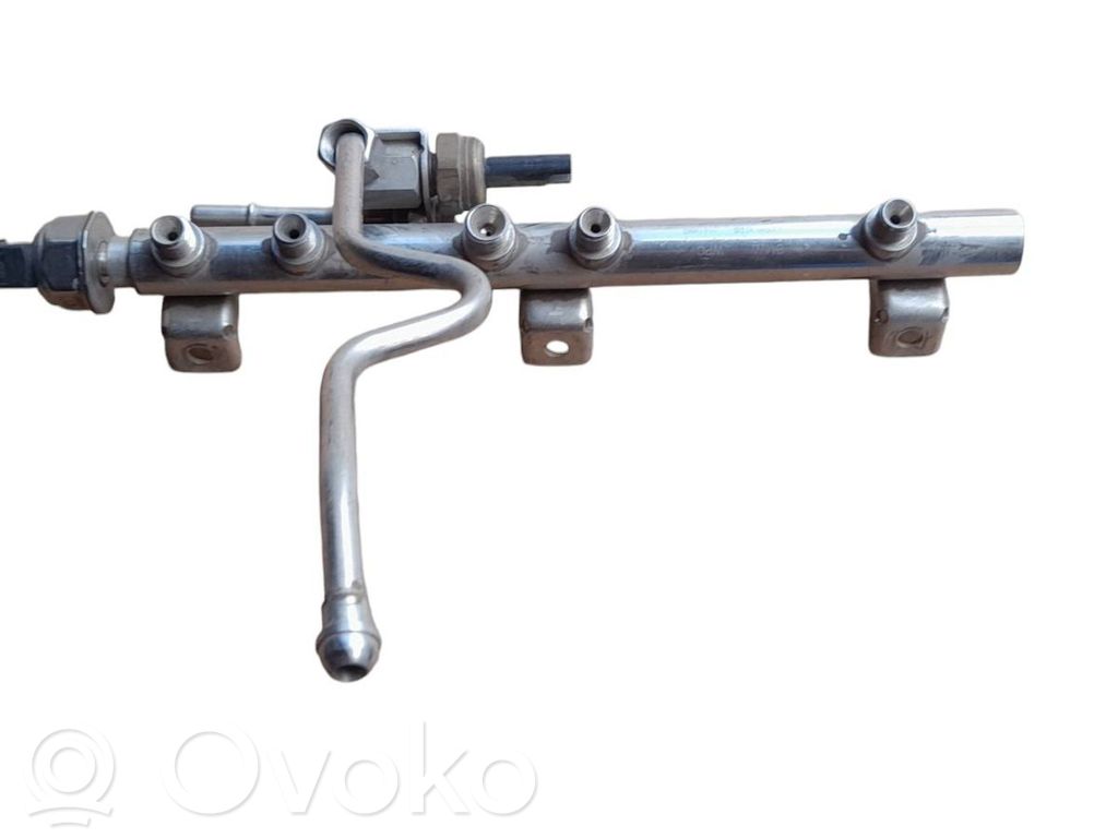 BMW 3 E90 E91 Fuel main line pipe 