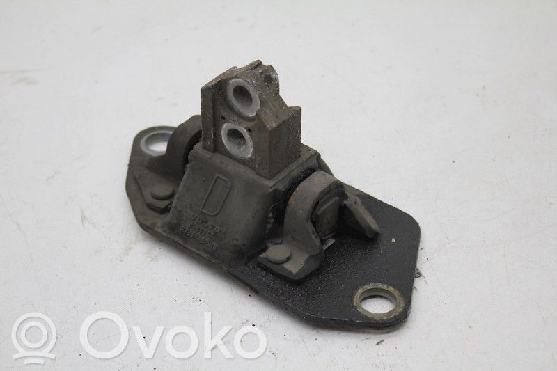 Engine mount bracket   8624757,LETTER0D0,8624757,LETTER0D0