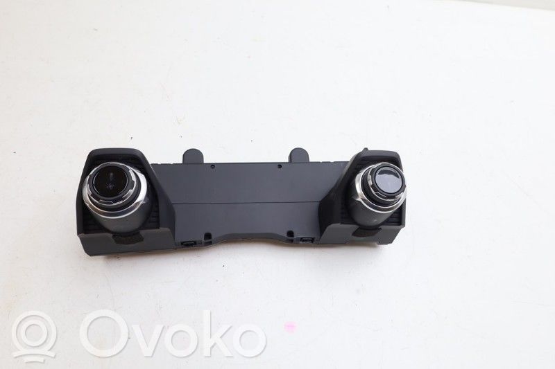 Lynk & co 01 Unitate control climatizare 