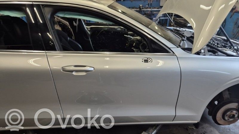 Volvo V60 Puerta delantera 
