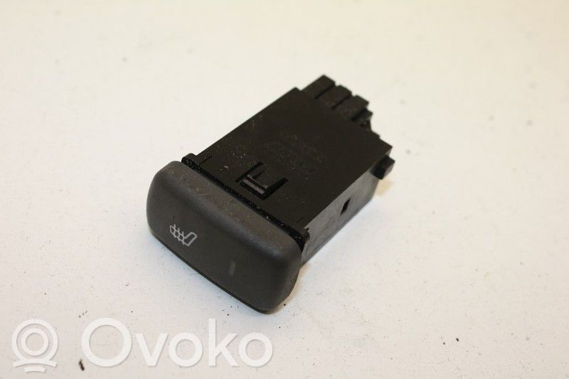 Volvo S40, V40 Przełączniki podgrzewania foteli 