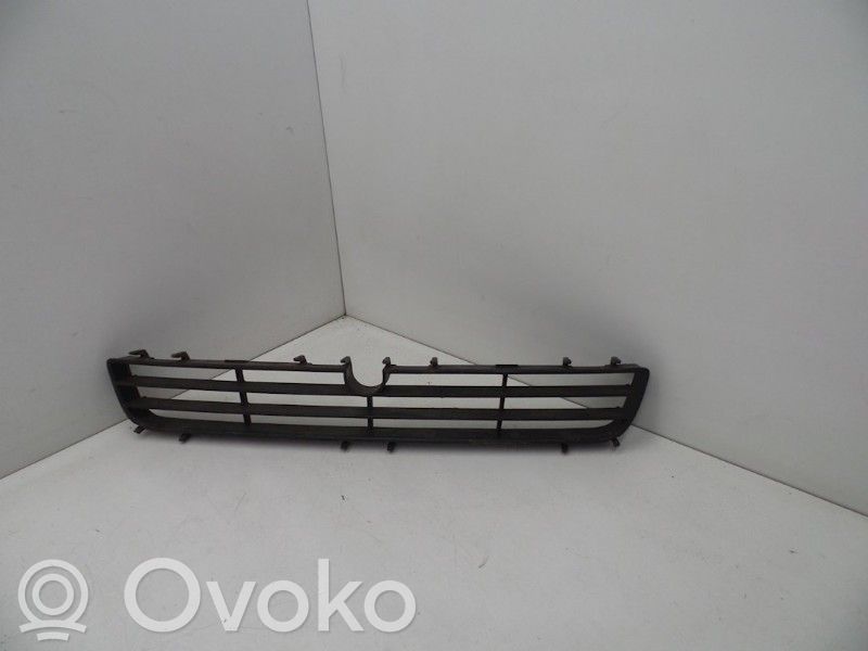 Front bumper lower grill   4564233,4564233