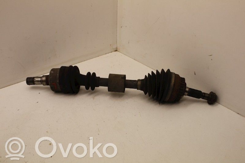 Saab 900 Priekinis pusašis 
