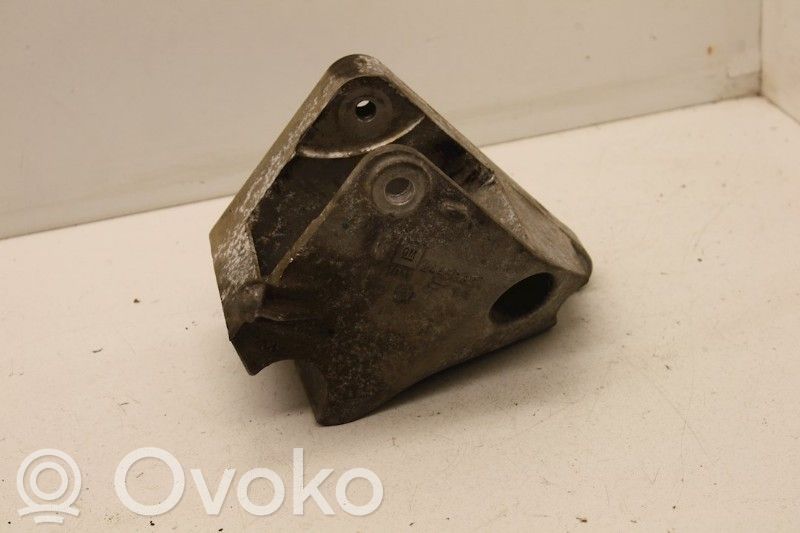 Saab 9-3 Ver2 Suport tampon motor 