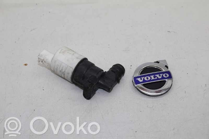 Volvo S60 Windscreen/windshield washer pump 