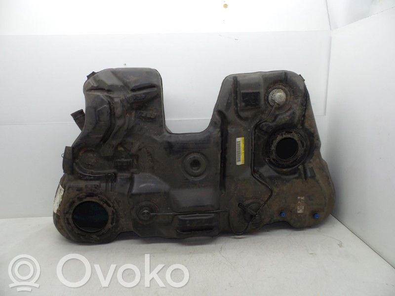 Volvo V60 Polttoainesäiliö 