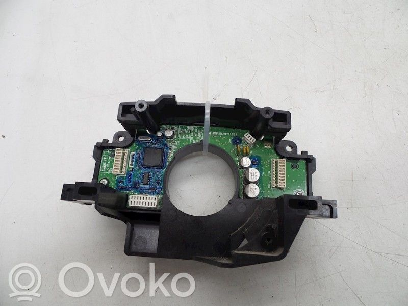 Volvo S80 Steering wheel buttons/switches 