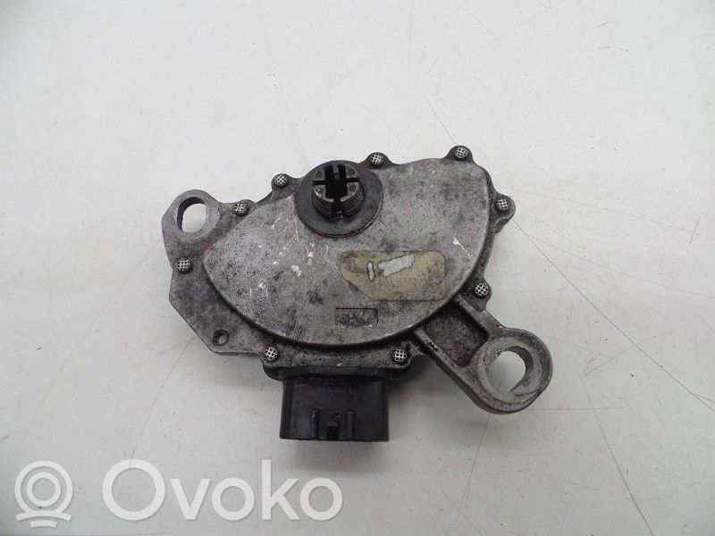 Reversing light switch sensor   5440839,55352469,5440839,55352469