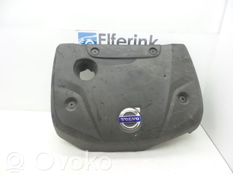 Volvo V40 Engine splash shield/under tray 