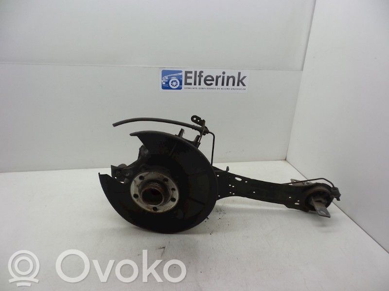Volvo V60 Achsschenkel hinten 