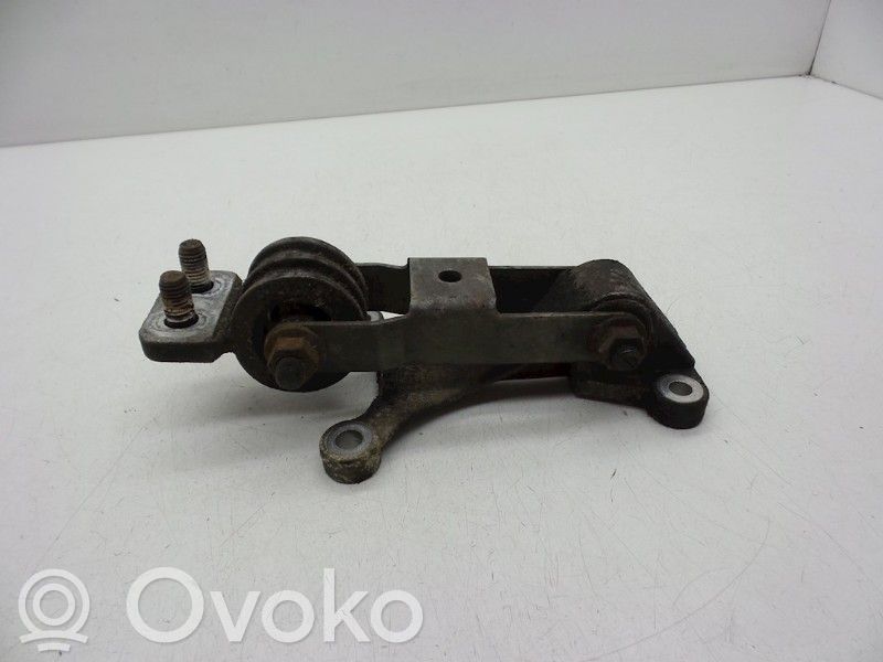 Volvo S80 Gearbox mounting bracket 