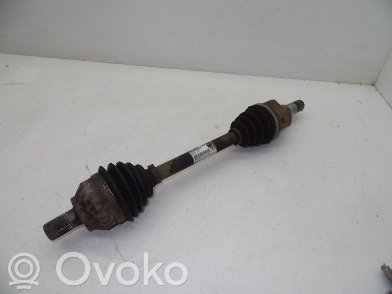 Volvo V50 Półoś przednia 