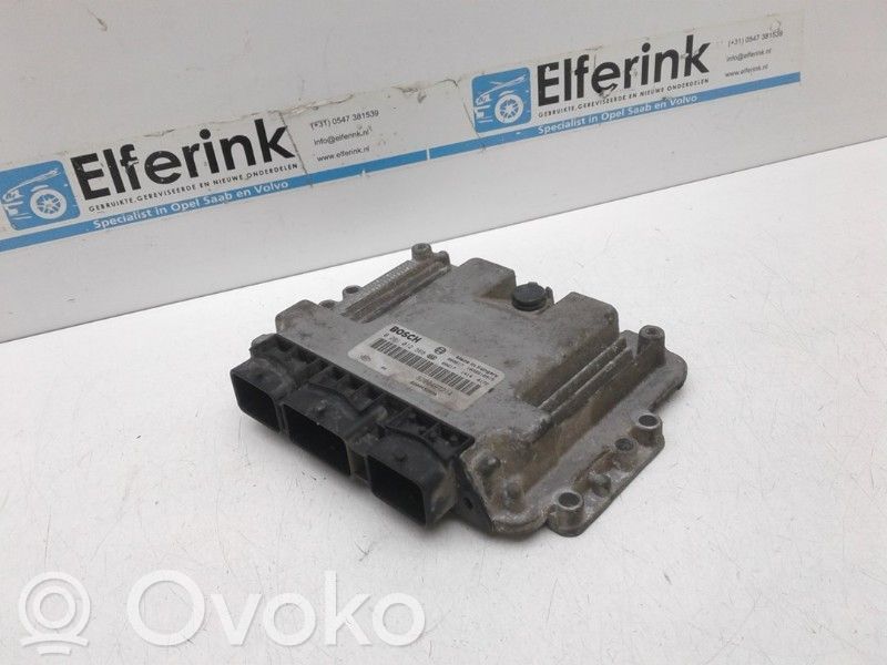 Opel Vivaro Injection control unit/module 