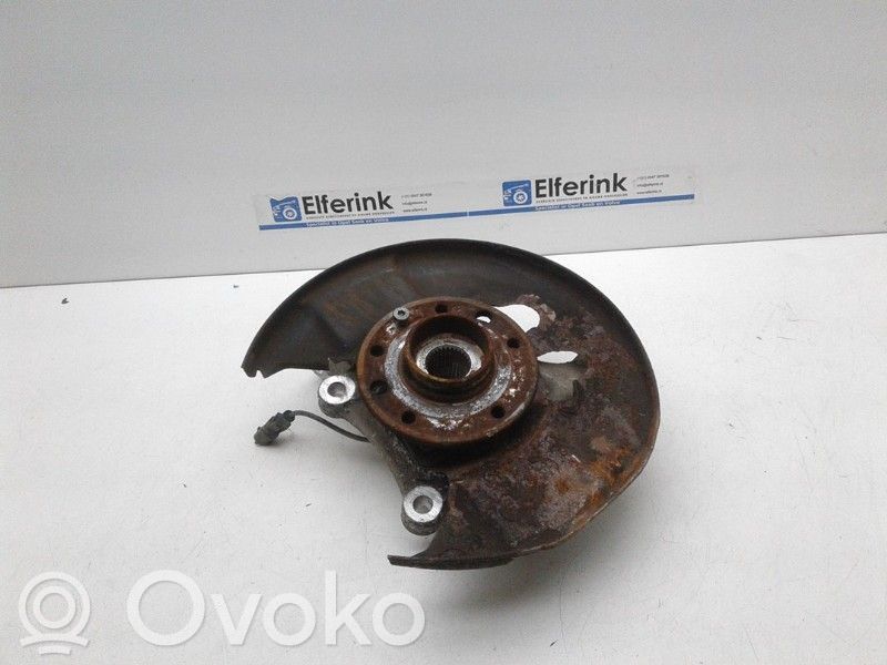 Saab 9-3 Ver2 Zwrotnica koła przedniego 