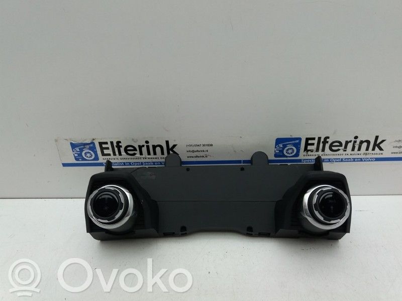 Lynk & co 01 Climate control unit 