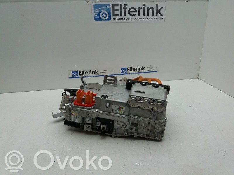 Lynk & co 01 Inversor/convertidor de voltaje 