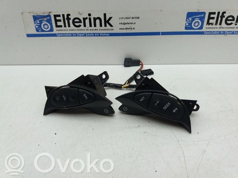 Saab 9-5 Steering wheel buttons/switches 