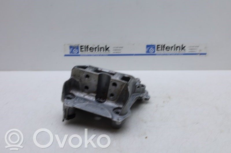 Engine mount bracket   32203010,5130104,32203010,5130104