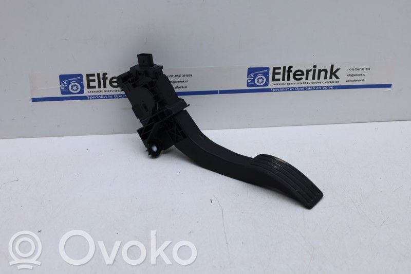 Lynk & co 01 Kaasupoljin 