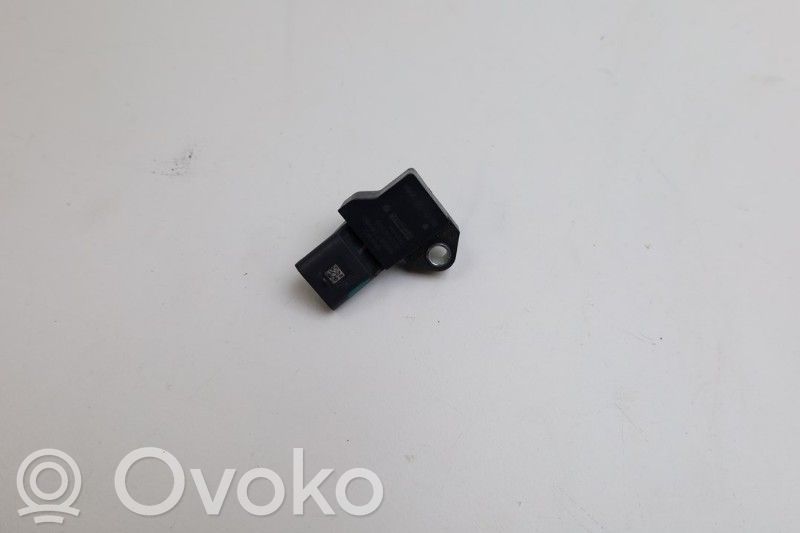 Lynk & co 01 Kitas daviklis 