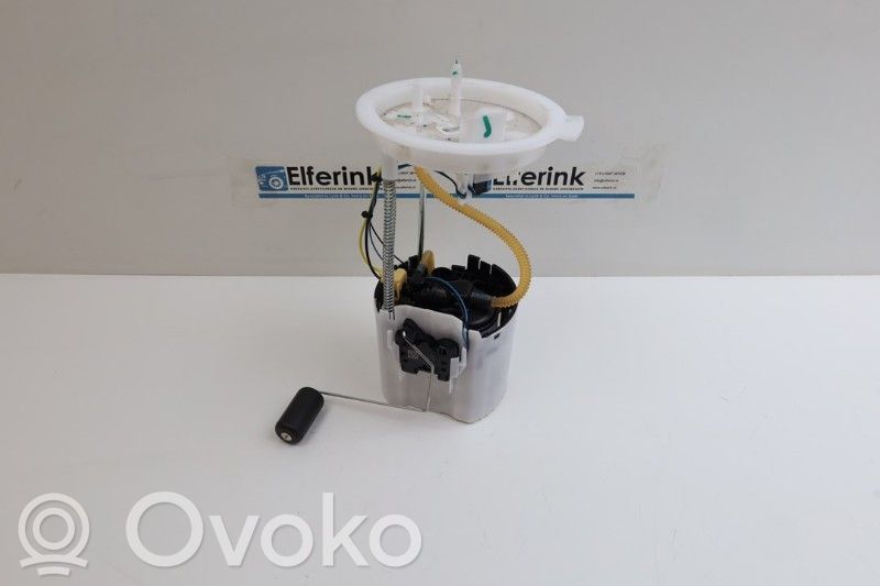 Lynk & co 01 Bomba interna de combustible 